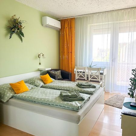 Aloe Apartman Шопрон Екстериор снимка
